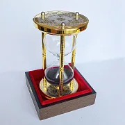 На память: Песочные часы «Черный песок». Златоуст — фотография 2