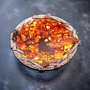 Декоративная тарелка из янтаря — необычный подарок — фотография 1