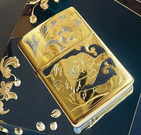 Сувенирная зажигалка Zippo "Хищник" в подарок